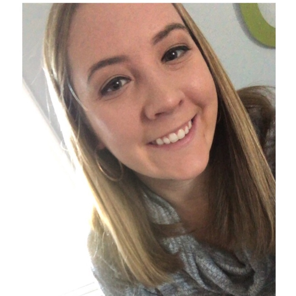 Meet your Posher, Brooke